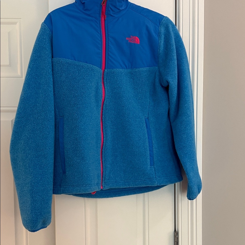 The North Face Women's Blue Fleece with pink zipper